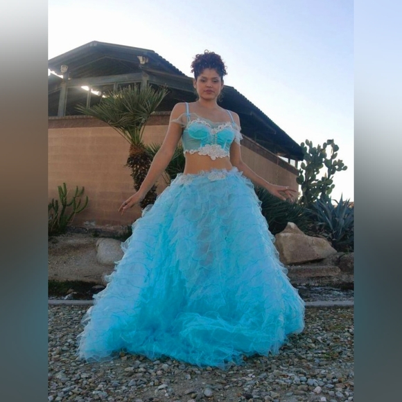 "MARINA" Ocean Blue & White Boho Wedding Ballgown Set - Picture 6 of 15